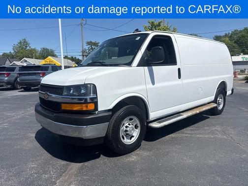 Summit White 2025 Chevrolet Express 2500 Work Van