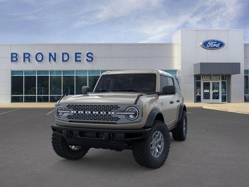 Desert Sand 2025 Ford Bronco Badlands