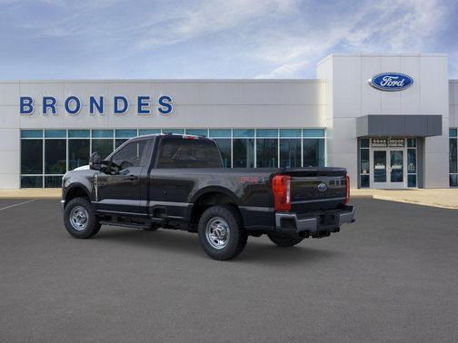 Agate Black Metallic 2026 Ford F-250 XL