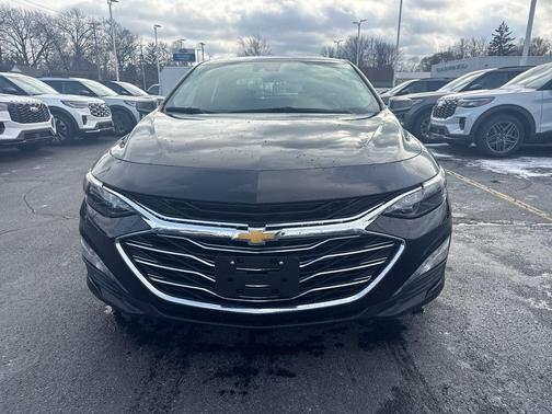 2025 Chevrolet Malibu LT