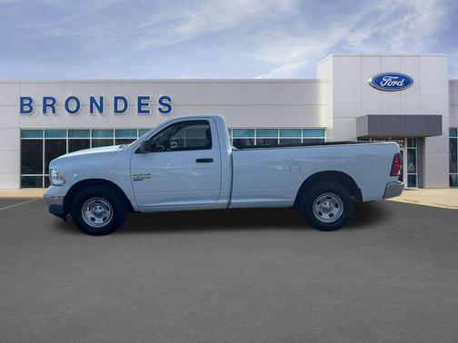 Bright White Clearcoat 2022 RAM 1500 Tradesman