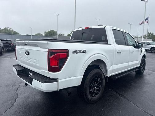 Oxford White 2025 Ford F-150 XLT