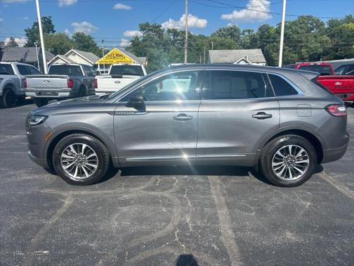 2022 Lincoln Nautilus Standard