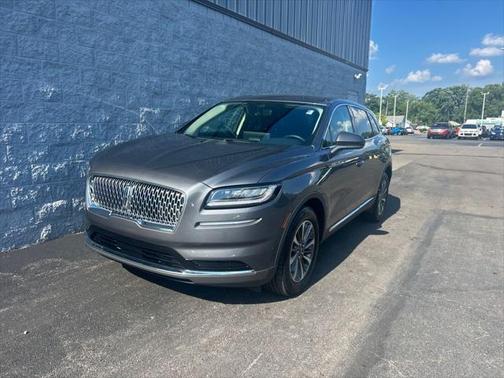 2022 Lincoln Nautilus Standard