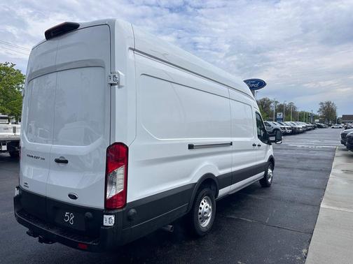2025 Ford Transit-350 Base