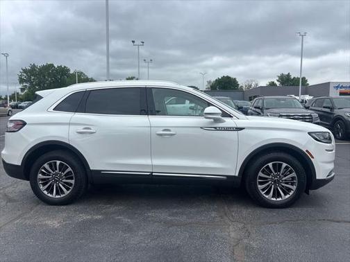 2021 Lincoln Nautilus Standard