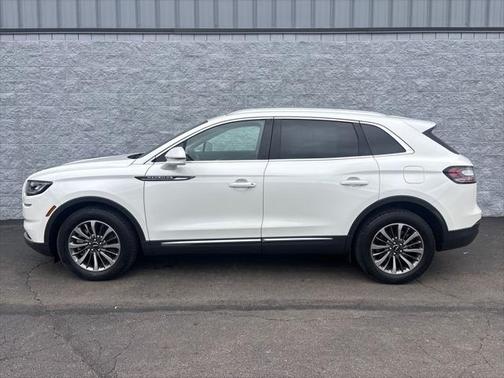 2021 Lincoln Nautilus Standard