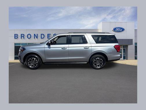 Iconic Silver Metallic 2024 Ford Expedition XLT