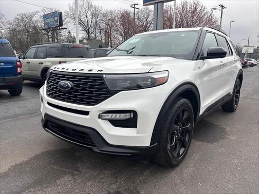 2023 Ford Explorer ST-Line