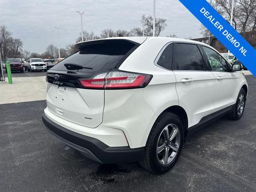 Star White Metallic Tri-Coat 2024 Ford Edge SEL