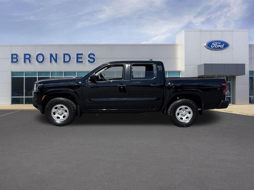 2023 Nissan Frontier S