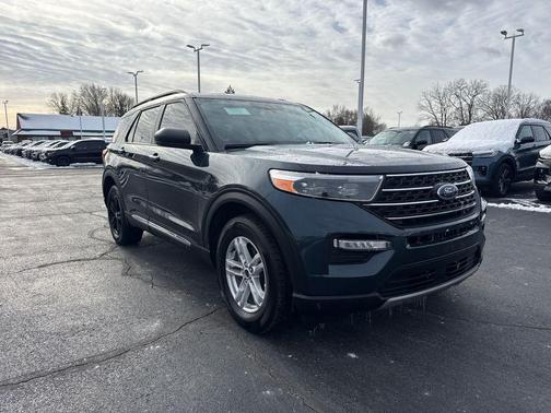 2023 Ford Explorer XLT