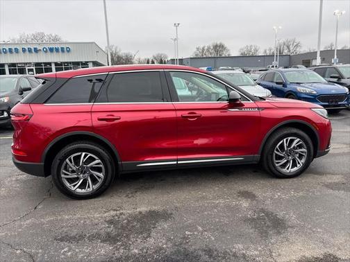2023 Lincoln Corsair Standard