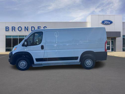 Bright White Clearcoat 2025 RAM ProMaster 2500 Tradesman