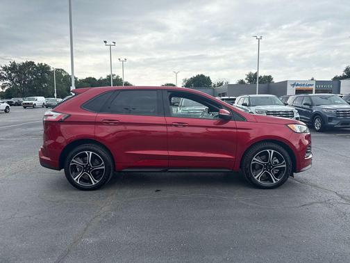 2022 Ford Edge ST