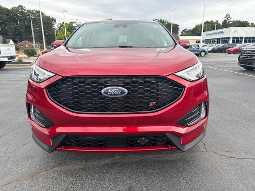 2022 Ford Edge ST