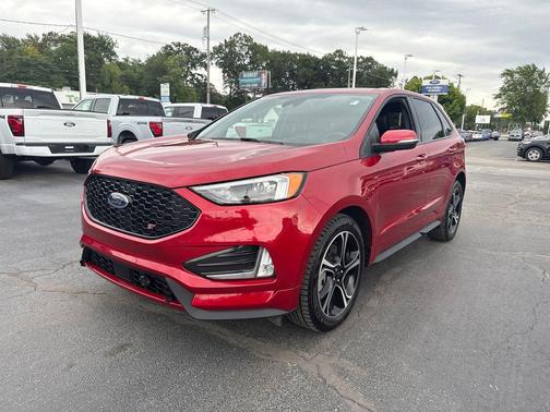 2022 Ford Edge ST