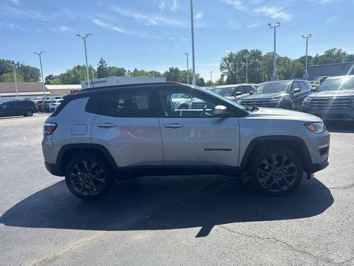 Billet Silver Metallic Clearcoat 2019 Jeep Compass High Altitude