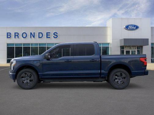 2025 Ford F-150 Lightning Flash
