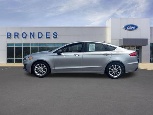 Silver Metallic 2020 Ford Fusion SE