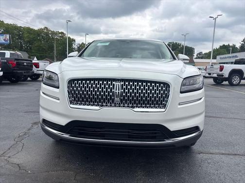 2022 Lincoln Nautilus Standard