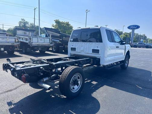 2025 Ford F-350 XL