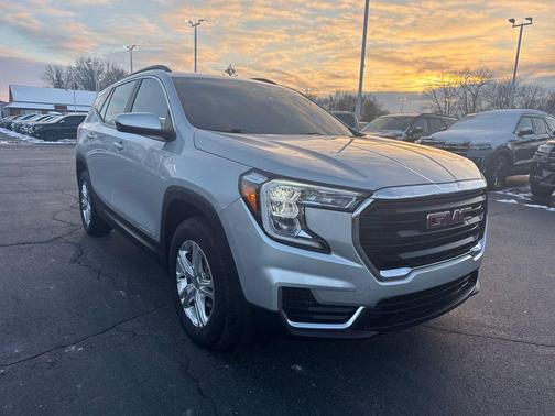 2022 GMC Terrain SLE