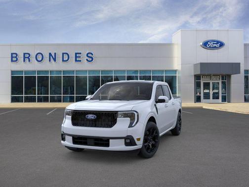 Space White Metallic 2026 Ford Maverick Lobo Standard