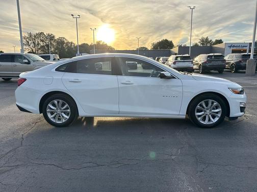 2025 Chevrolet Malibu LT