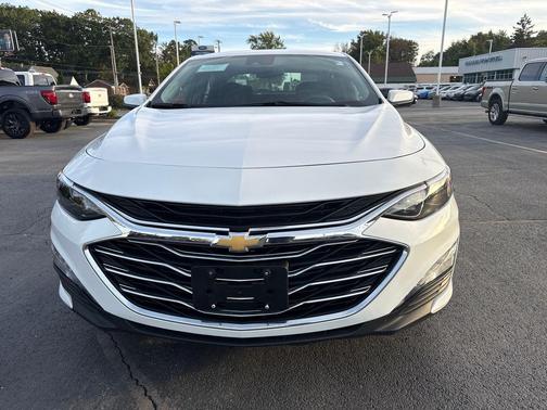 2025 Chevrolet Malibu LT