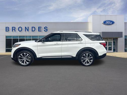 Star White Metallic Tri-Coat 2025 Ford Explorer Platinum