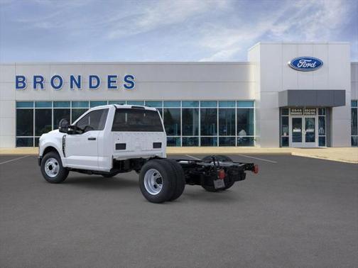 2025 Ford F-350 XL
