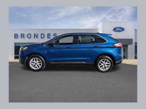 Atlas Blue Metallic 2024 Ford Edge SEL