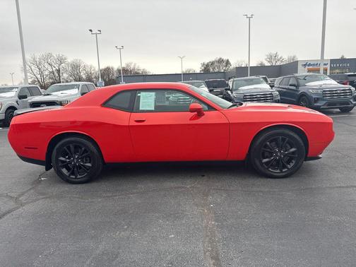 2020 Dodge Challenger SXT
