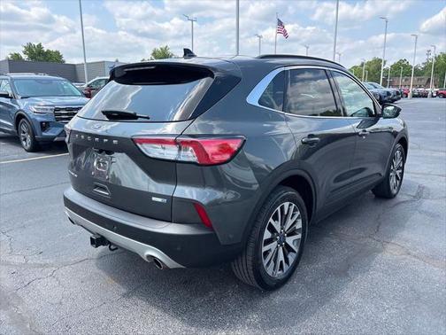 2020 Ford Escape Titanium