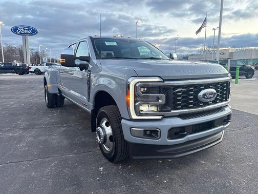 2025 Ford F-350 Platinum