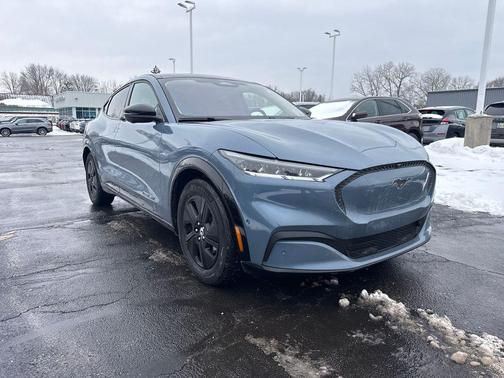 2023 Ford Mustang Mach-E California Route 1