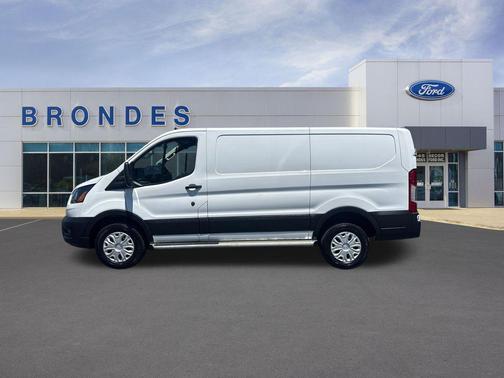 Oxford White 2024 Ford Transit-250 Base