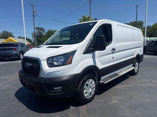 Oxford White 2024 Ford Transit-250 Base