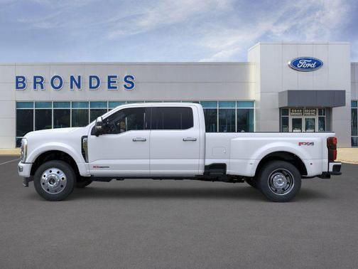 2026 Ford F-450 Platinum