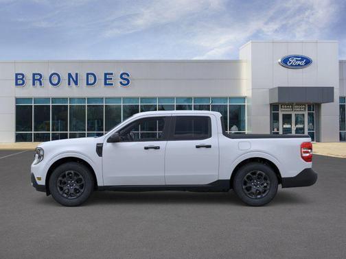 Space White Metallic 2026 Ford Maverick XLT