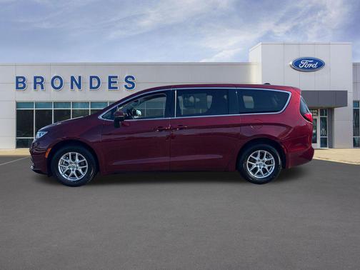 Velvet Red Pearlcoat 2023 Chrysler Pacifica Touring L
