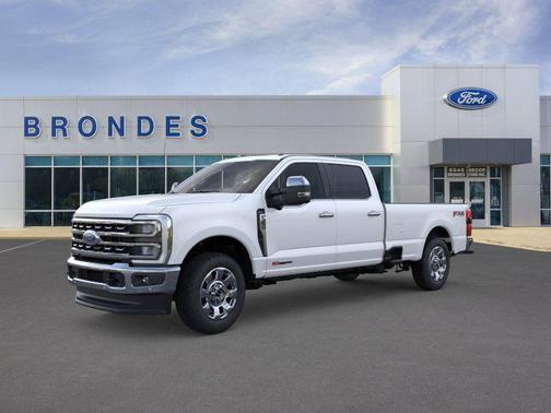 Star White Metallic Tri-Coat 2026 Ford F-350 Lariat