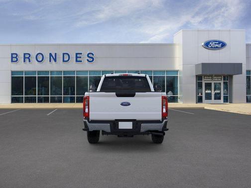 Oxford White 2026 Ford F-350 XL