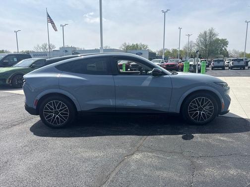 Glacier Gray Metallic TriCoat 2025 Ford Mustang Mach-E Premium