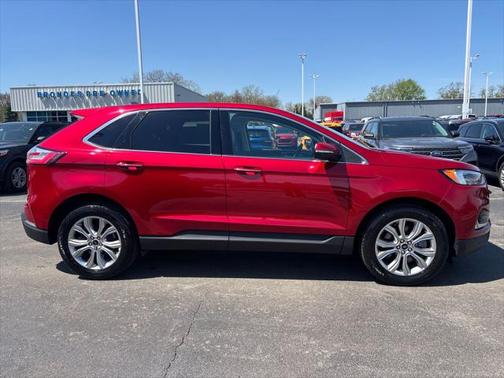2023 Ford Edge Titanium