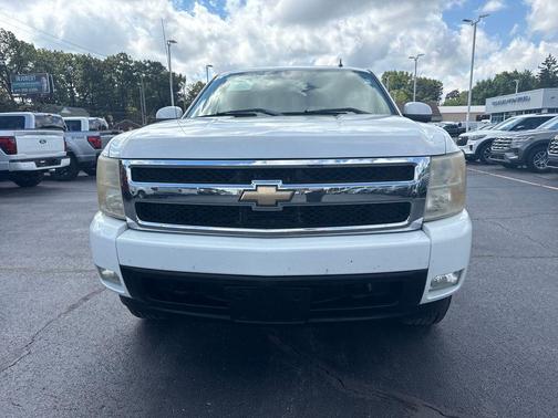 2007 Chevrolet Silverado 1500 LTZ Crew Cab