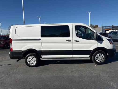 2024 Ford Transit-250 Base