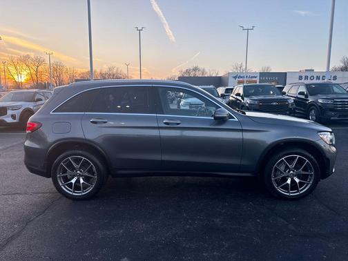 2021 Mercedes-Benz GLC 300 4MATIC