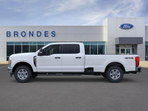 2026 Ford F-350 XLT